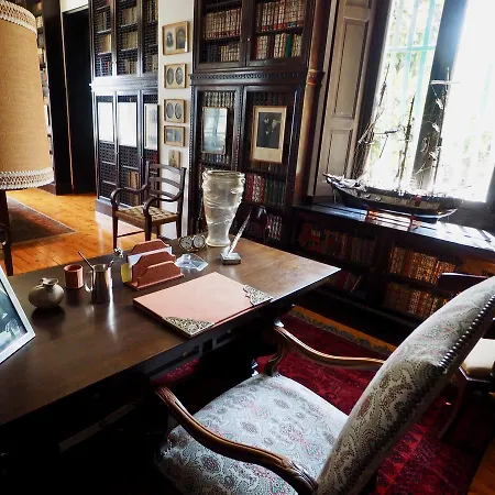 Casa Mondadori לינה וארוחת בוקר מאינה